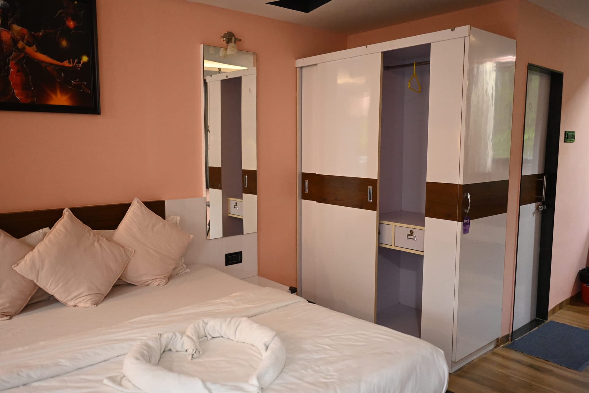 Premium Room — photograph 9