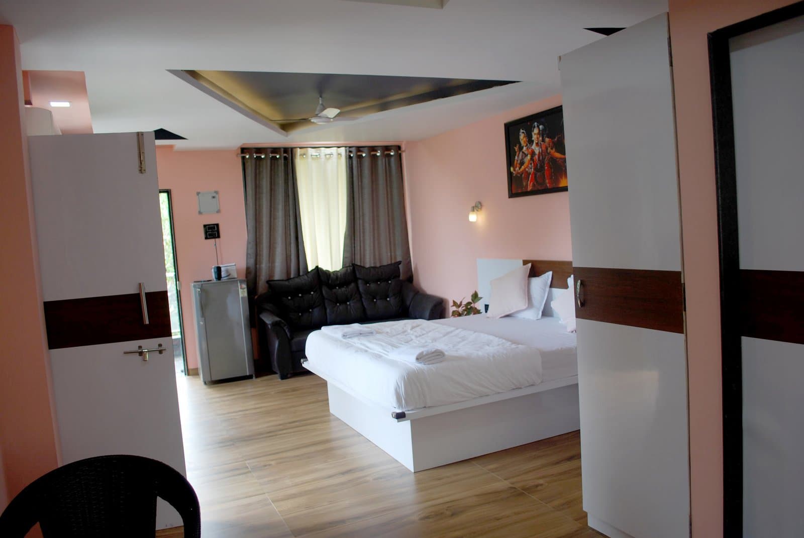 Premium Room with Balcony — photograph 2