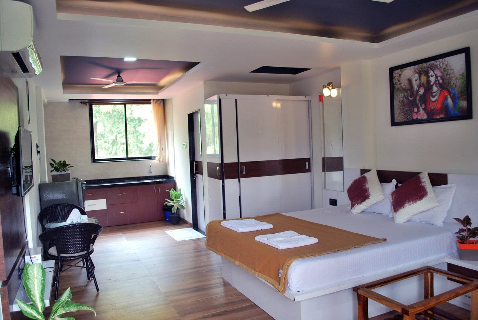 Premium Room — photograph 6